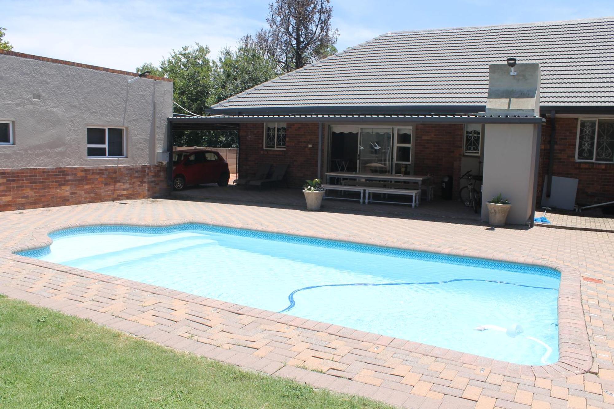 Berry Lane Guesthouse Kroonstad Dış mekan fotoğraf