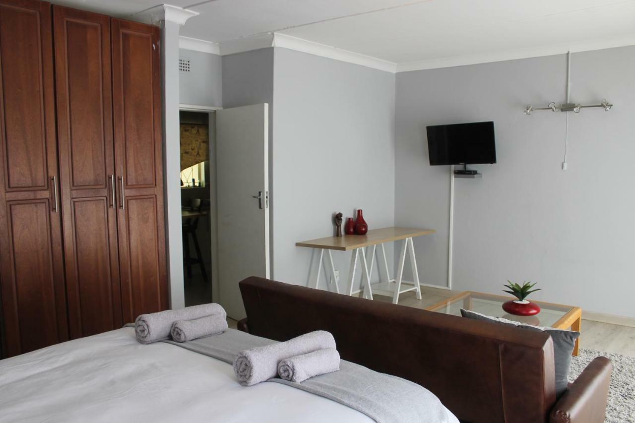 Berry Lane Guesthouse Kroonstad Dış mekan fotoğraf